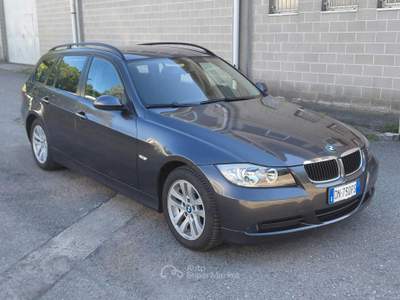 BMW Serie 3 320i E91 sw Touring Eletta 170cv auto FULL SERVICE Grigio usata Bernate Ticino