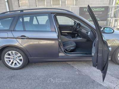 BMW Serie 3 320i E91 sw Touring Eletta 170cv auto FULL SERVICE Grigio usata Bernate Ticino