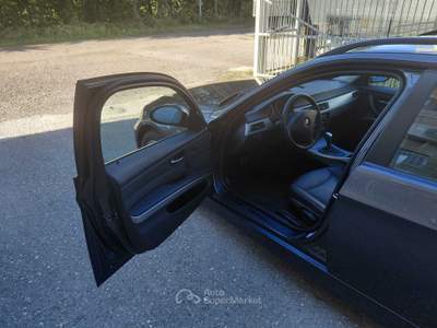 BMW Serie 3 320i E91 sw Touring Eletta 170cv auto FULL SERVICE Grigio usata Bernate Ticino