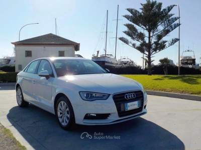 Audi A3 Sedan 1.6 TDI clean diesel Young Bianco usata Gallipoli