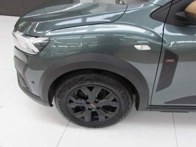 Dacia Sandero Stepway 1.0 TCe ECO-G Extreme Verde usata Rho