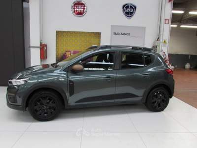 Dacia Sandero Stepway 1.0 TCe ECO-G Extreme Verde usata Rho