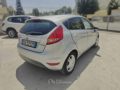 Ford Fiesta adatta a neopatentati Argento usata Ceglie Messapica
