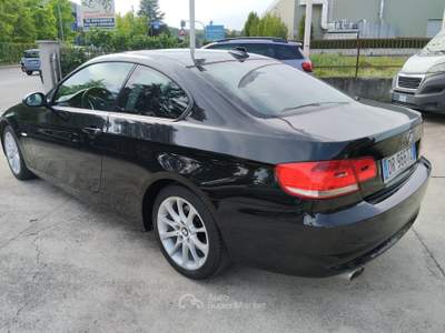 BMW Serie 3 320d OTTIME CONDIZIONI Nero usata CANELLI