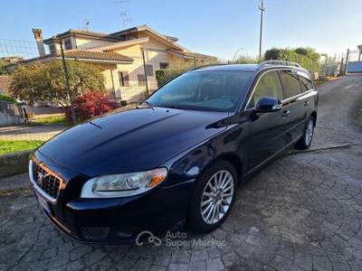 Volvo V70 Summum usata Valmontone