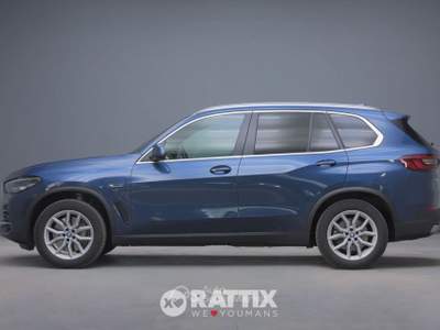 BMW X5 x5 xdrive45e business auto Blu/Azzurro usata Barzago
