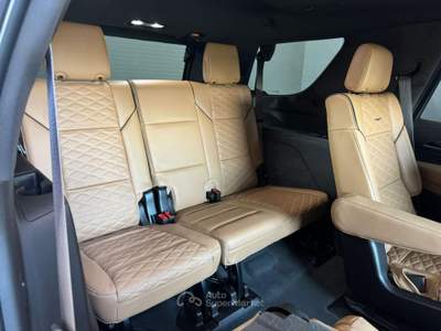 Cadillac Escalade 3.0L TD --DIESEL -- I6 AT AWD FULLOPTIONAL Nero usata Medesano