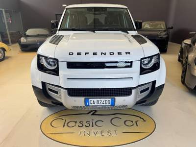 Land Rover Defender 110 2.0 SD4 AWD SE Bianco usata Medesano
