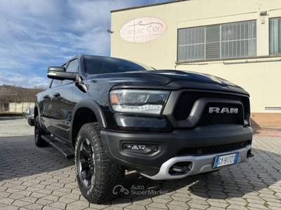 RAM 1500 V8  HEMI CREW CAB - REBEL Nero usata Medesano