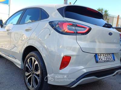 Ford Puma Hybrid 125 CV ST-Line Bianco usata Massafra