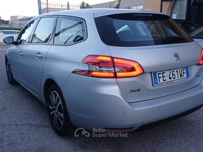 Peugeot 308 S&S SW Business Grigio usata Massafra