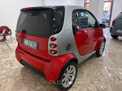 Smart ForTwo 700 coupé passion (45 kW) Rosso usata Aversa