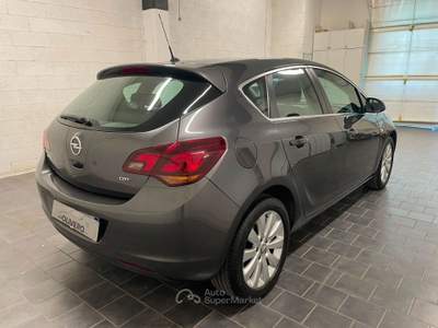 Opel Astra 1.7 CDTI 110CV 5 porte Cosmo-UNIPRO Grigio usata Fossano
