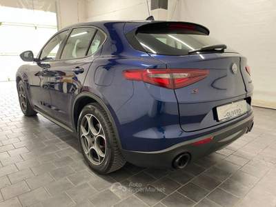 Alfa Romeo Stelvio 2.2 Turbodiesel 190 CV AT8 Q4 Sprint-MY20 Blu/Azzurro usata Fossano