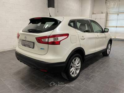 Nissan Qashqai 1.5 dCi 110CV-E6 Bianco usata Fossano