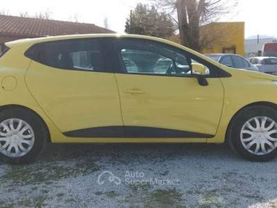 Renault Clio 1.2 75CV 5 porte Costume National Giallo usata Forlimpopoli