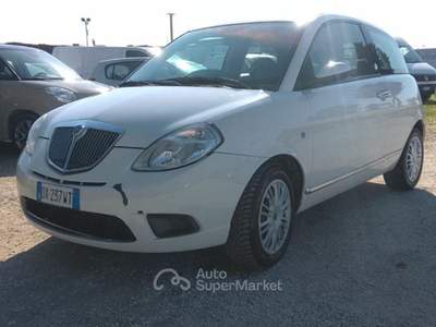 Lancia Ypsilon 1.4  Ecochic GPL Bianco usata Forlimpopoli
