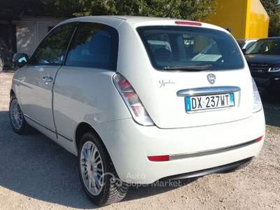 Lancia Ypsilon 1.4  Ecochic GPL Bianco usata Forlimpopoli