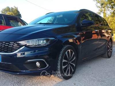 Fiat Tipo 1.6 Mjt S&S DCT SW Lounge Blu/Azzurro usata Forlimpopoli