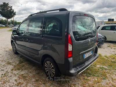 Peugeot Partner Tepee 1.6 e-HDi 92 CV S&S Outdoor Grigio usata Forlimpopoli