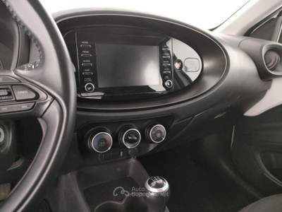 Toyota Aygo 1.0 VVT-i 72 CV 5 porte Active Bianco usata Barletta