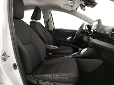 Toyota Yaris 1.5 Hybrid 5 porte Business Automatica Bianco usata Barletta