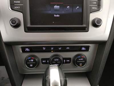 Volkswagen Passat 1.6 TDI DSG Comfortline BlueMotion Tech. Grigio usata Barletta