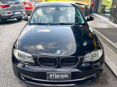 BMW Serie 1 116i i cat 3p Attiva X COMMERCIANTI MOTORE KO Argento usata Tarcento