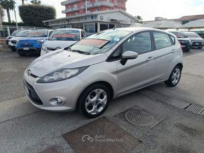 Ford Fiesta 5p. Titanium Argento usata Qualiano