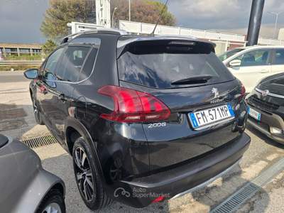 Peugeot 2008 BlueHDi 100cv Allure Nero usata Qualiano