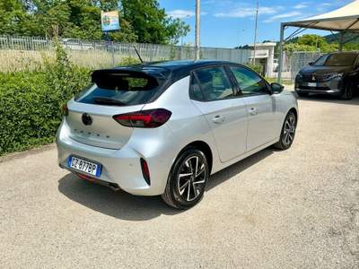 Opel Corsa GS. Automatico AT8 Argento usata TURRIVALIGNANI