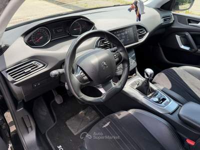 Peugeot 308 Peugeot 308 1.2 PureTech 130 Allure #11213 Nero usata Moncalieri