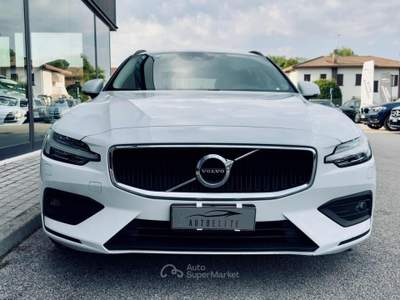 Volvo V60 B4 (d) Geartronic Momentum  SENZA VINCOLI Bianco usata Santa Maria di Sala
