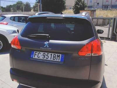 Peugeot 2008 unico proprietario Grigio usata Ceglie Messapica