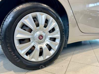 Fiat Tipo 1.4 5p. Easy *NEOPATENTATI*SENSORI POSTERIORI* Oro usata Cassina de' Pecchi