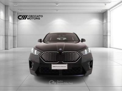 BMW iX2 30 MSport Pro xDrive Nero usata Padova