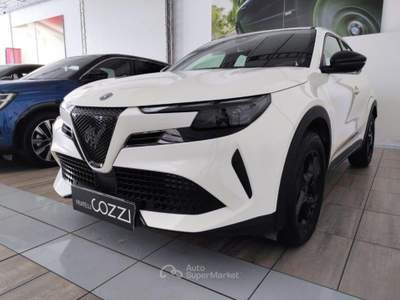 Alfa Romeo Junior  -  1.2 136 cv hybrid edct6 Bianco usata LEGNANO
