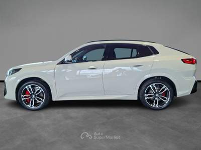 BMW iX2 xDrive 30 Msport Pro Bianco usata Bussolengo
