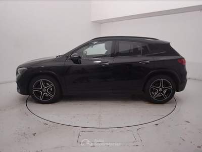 Mercedes-Benz GLA 180 D AMG Line Advanced Plus 8G-DCT Nero usata Lucca