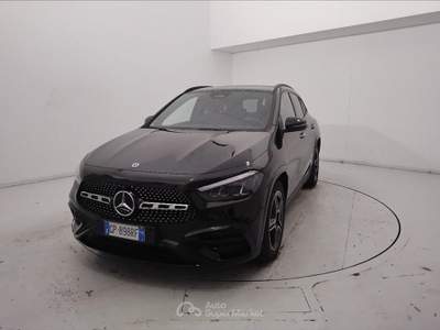Mercedes-Benz GLA 180 D AMG Line Advanced Plus 8G-DCT Nero usata Lucca Mercedes-Benz GLA 180 D AMG Line Advanced Plus 8G-DCT Nero usata Lucca