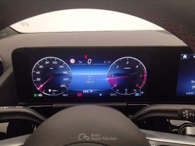 Mercedes-Benz GLA 180 D AMG Line Advanced Plus 8G-DCT Nero usata Lucca
