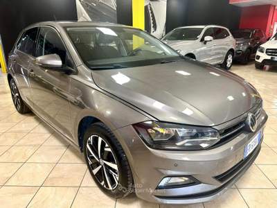 Volkswagen Polo Business 1.0 TSI 5p. Highline UNIPRO Grigio usata Bozzolo