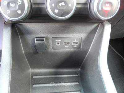 Renault Clio TCe 100cv GPL 5p. Zen -OK NEOPATENT usata Mantova