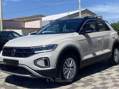 Volkswagen T-Roc Life 2.0 TDI 116CV usata Partinico Volkswagen T-Roc Life 2.0 TDI 116CV usata Partinico