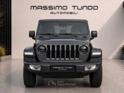 Jeep Wrangler Unlimited 2.2 Mjt II Sahara Grigio usata Casarano