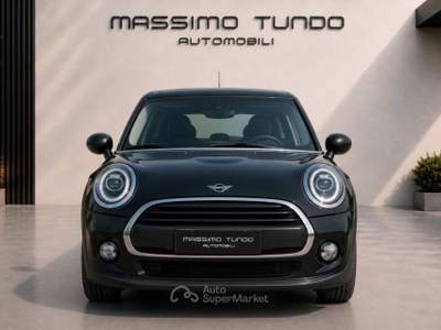 MINI Clubman 1.5 One D Business 5 porte Nero usata Casarano