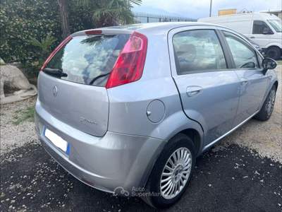 Fiat Grande Punto 1.3 MJT 90 CV 5p. Dynamic Grigio usata ANGRI