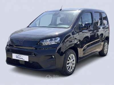 Fiat Doblò NEW Fiat Doblo 1.5 BlueHdi 130CV AT8 Combi#AUTOCARRO!**IL PREZZO E' DA INTENDERSI + IVA** Nero usata Sant'Anastasia