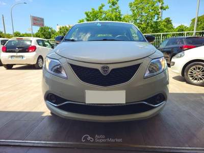 Lancia Ypsilon  1.3 MJT 95 CV 5p. S&S Platinum usata Aversa