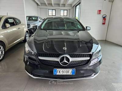 Mercedes-Benz CLA Shooting Brake d Premium AUTOMATICO/NEOPATENTATO Nero usata Martinengo